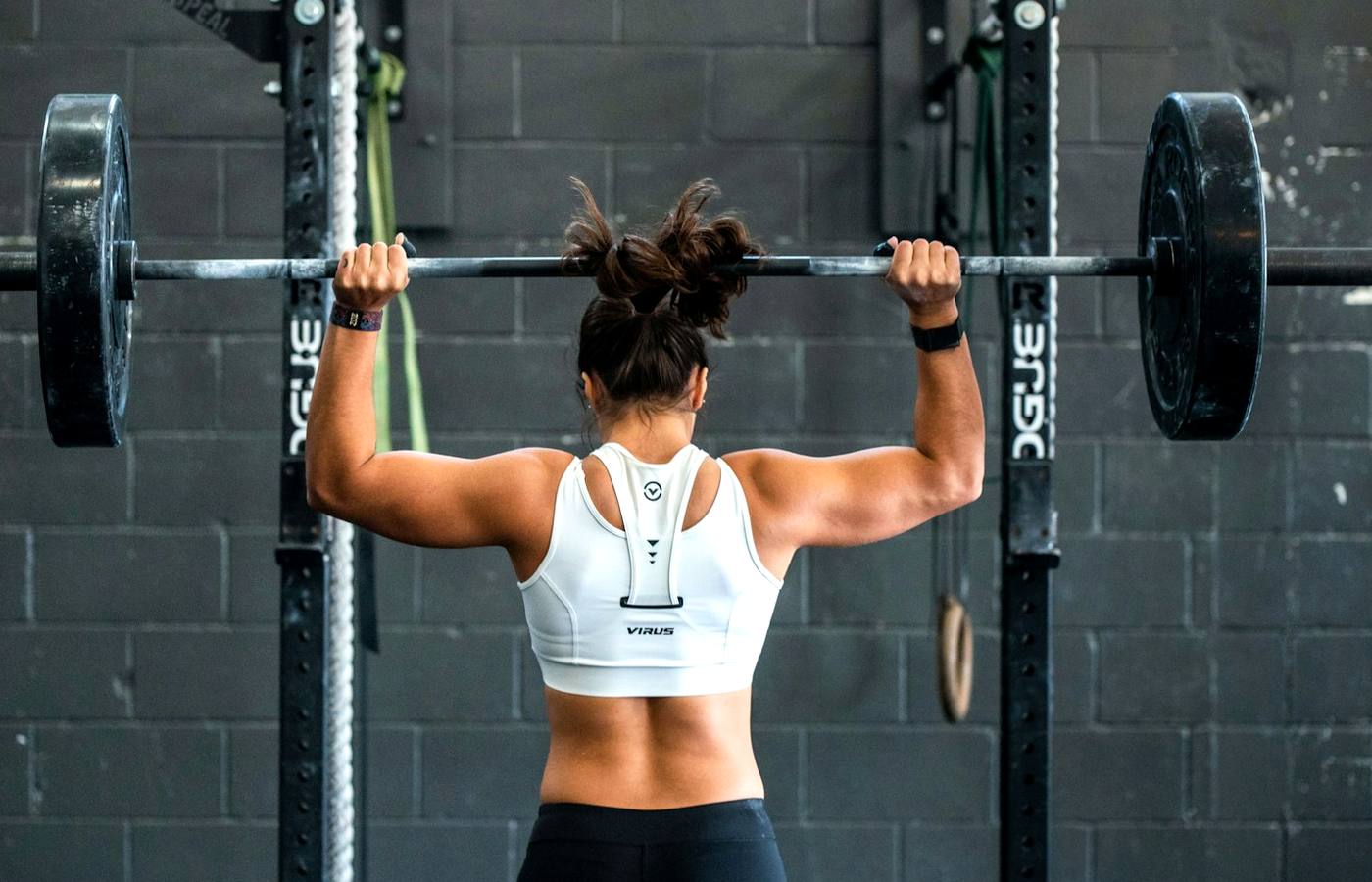 Moderní fitness centrum s profesionálním vybavením